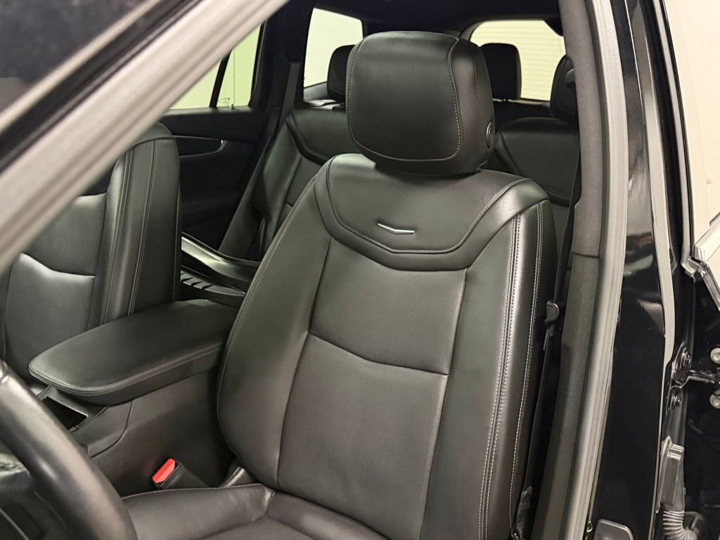 Certified 2023 Cadillac XT6 Premium Luxury w/ Technology Package AWD/4WD image 46