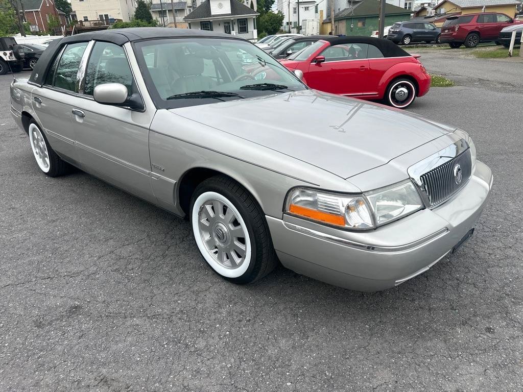 Used 2005 Mercury Grand Marquis LS RWD image 8