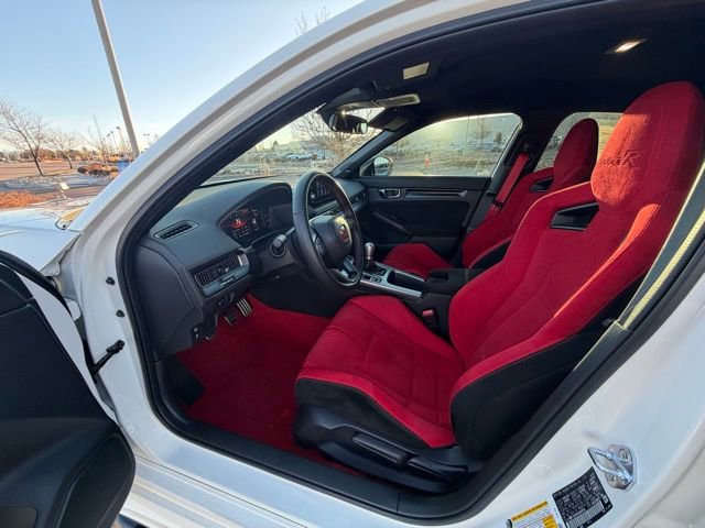 Used 2025 Honda Civic Type R image 10