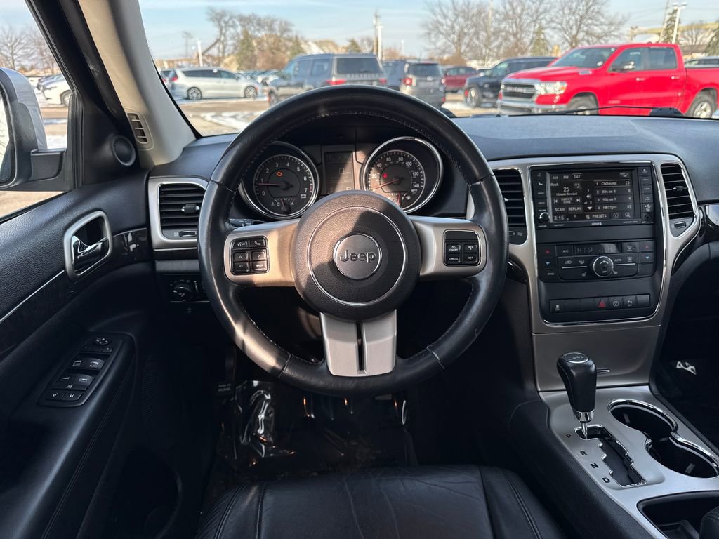 Used 2013 Jeep Grand Cherokee Laredo image 14