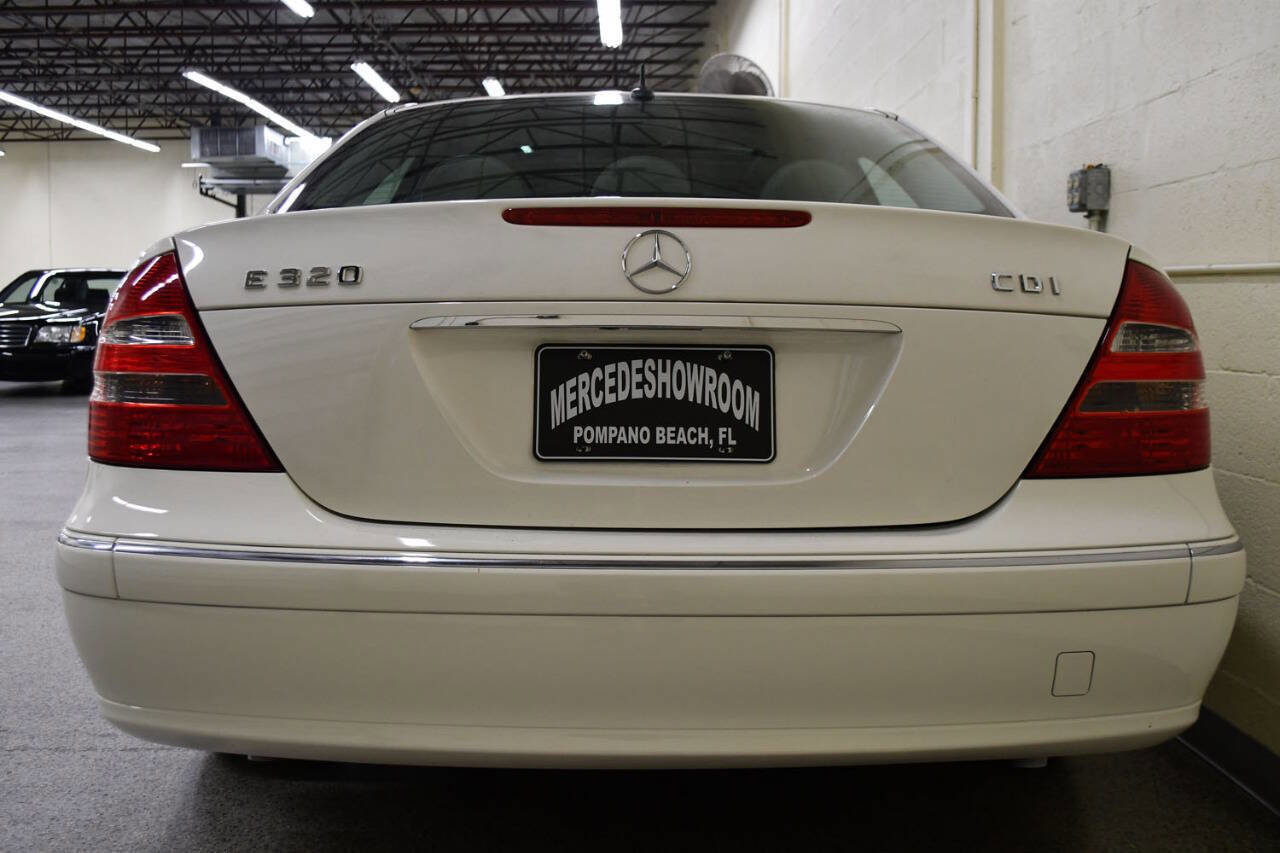 Used 2005 Mercedes-Benz E 320 CDI Sedan image 6