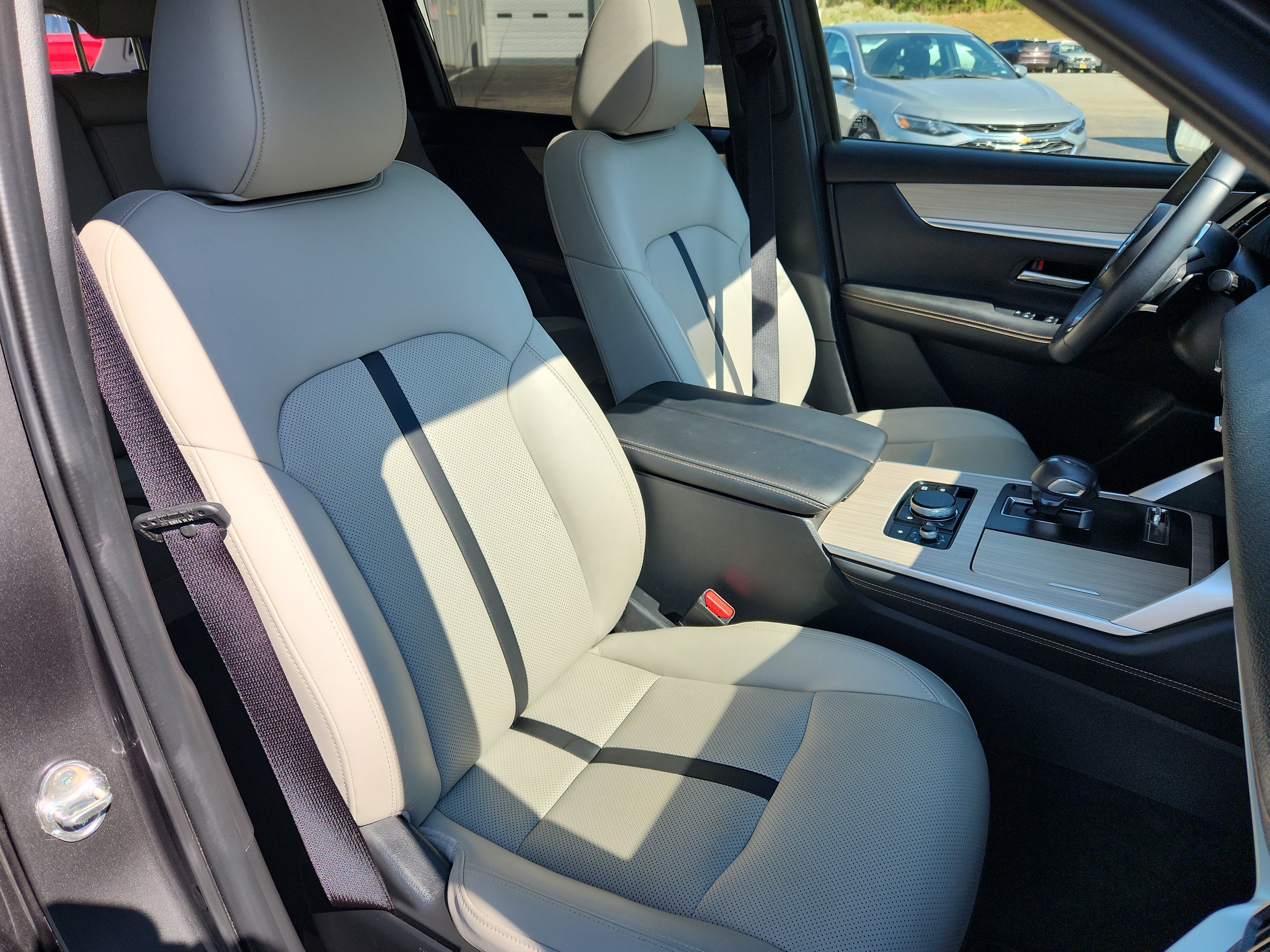 Used 2025 MAZDA CX-90 3.3 Turbo w/ Preferred Package image 44