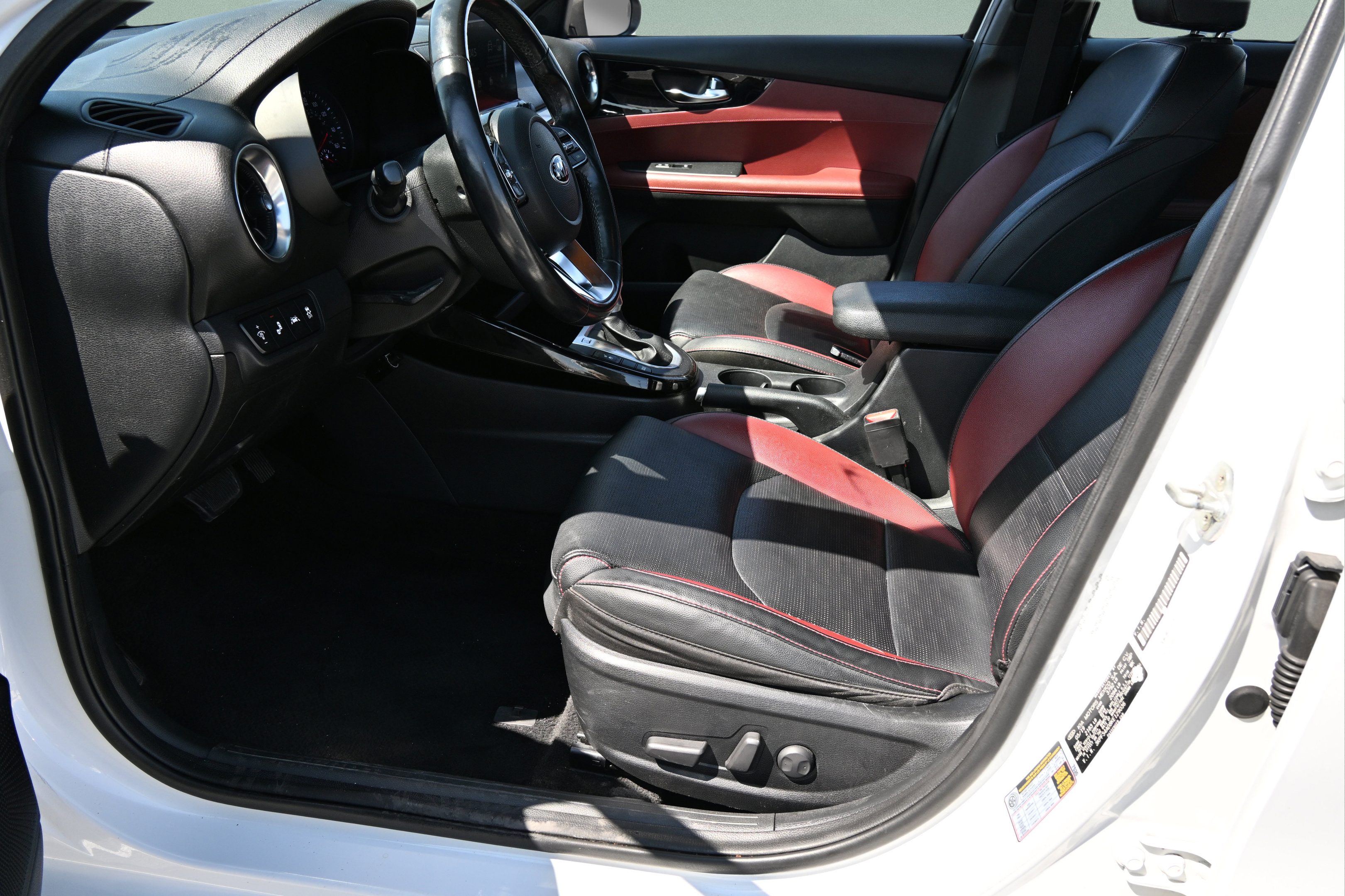 Used 2019 Kia Forte EX FWD image 12