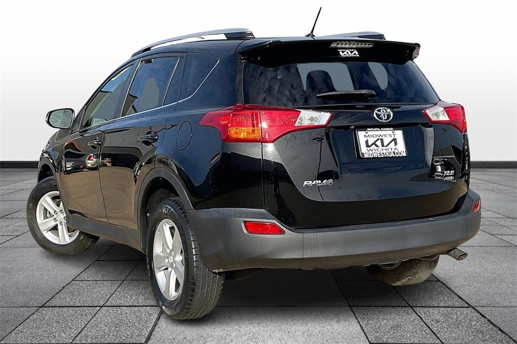 Used 2013 Toyota RAV4 XLE image 12