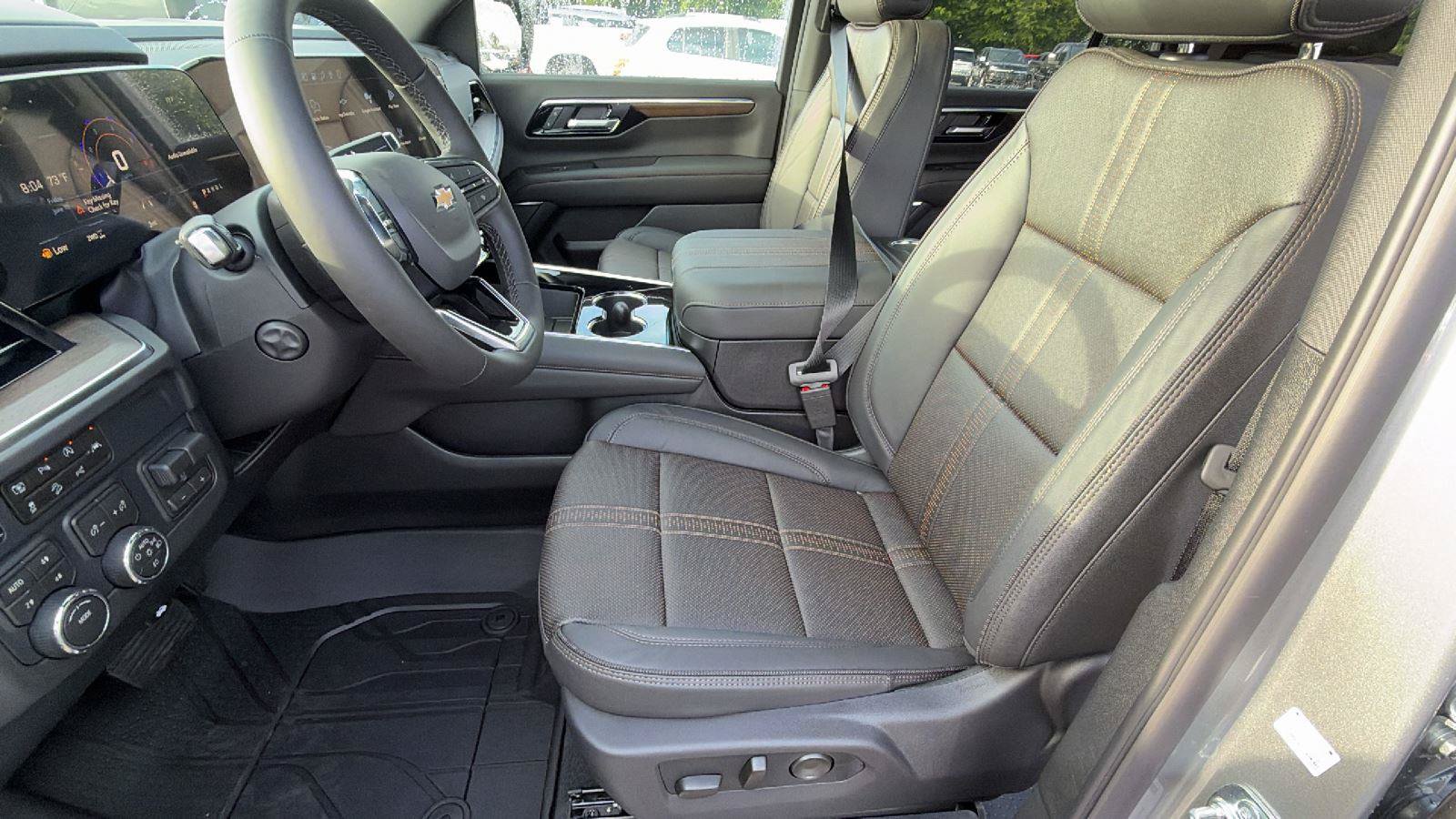 New 2026 Chevrolet Tahoe High Country w/ Sun And Tow Package AWD/4WD image 17