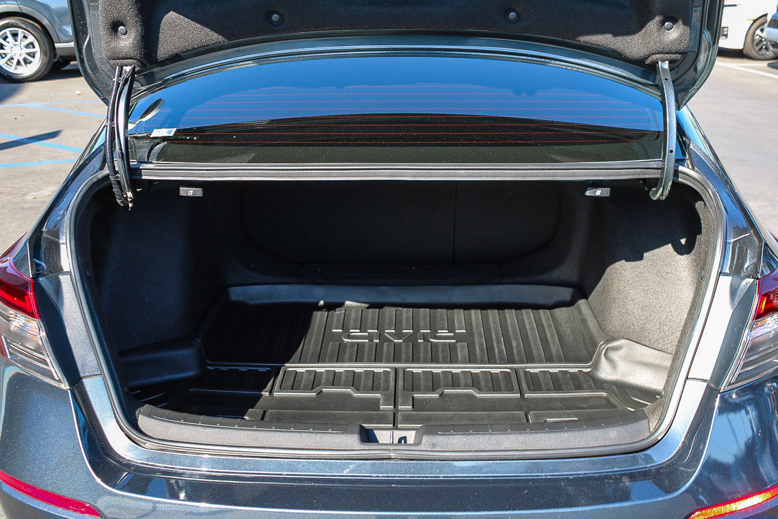 Certified 2025 Honda Civic Sport image 27