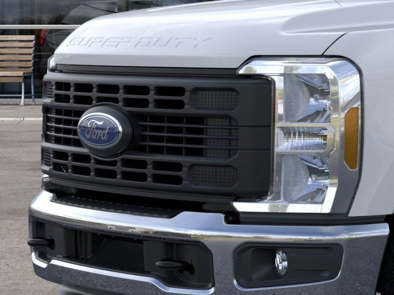 New 2026 Ford F250 XL w/ XL Chrome Package RWD image 17