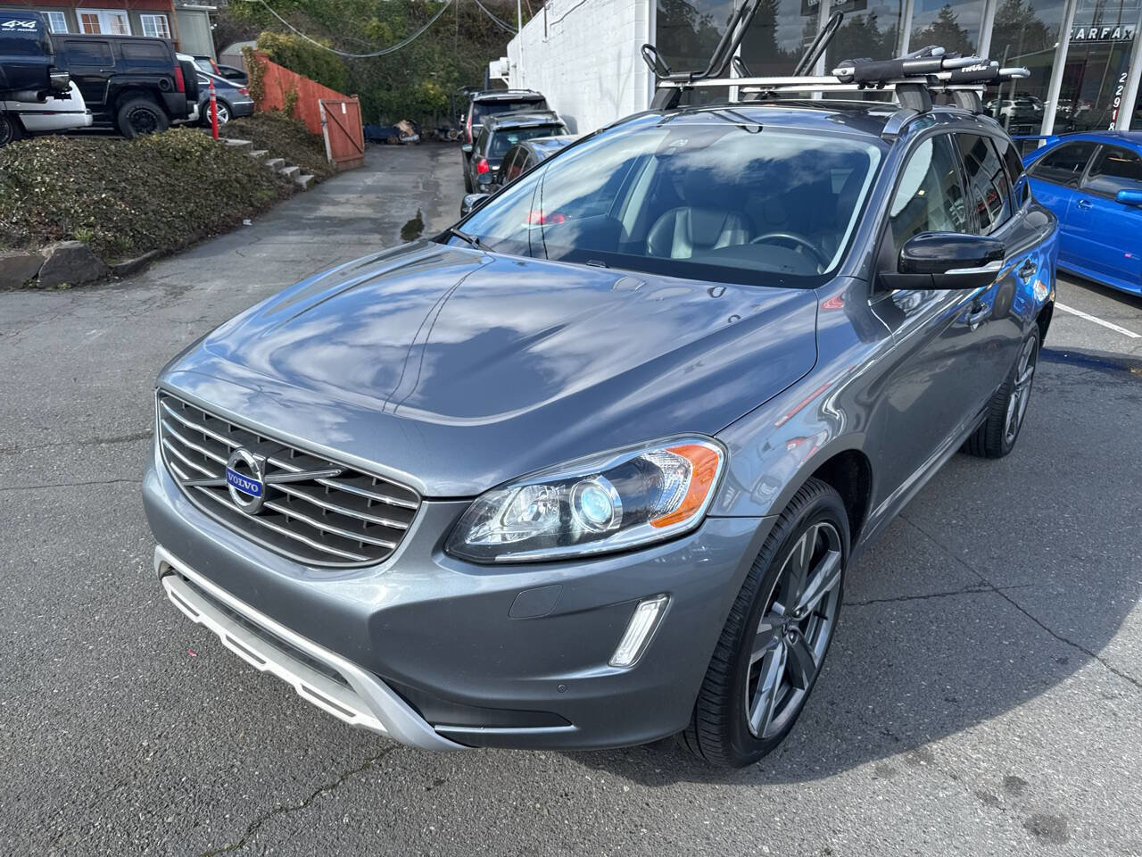 Used 2017 Volvo XC60 T5 Dynamic w/ Preferred Option Package
