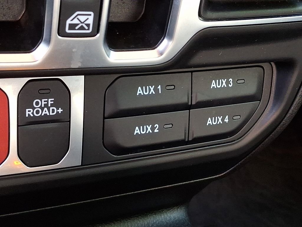 Used 2025 Jeep Wrangler Unlimited Sport S 4xe AWD/4WD image 25