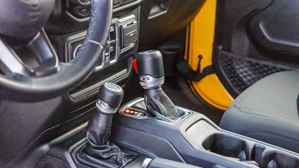 Used 2021 Jeep Wrangler Unlimited Sport image 24