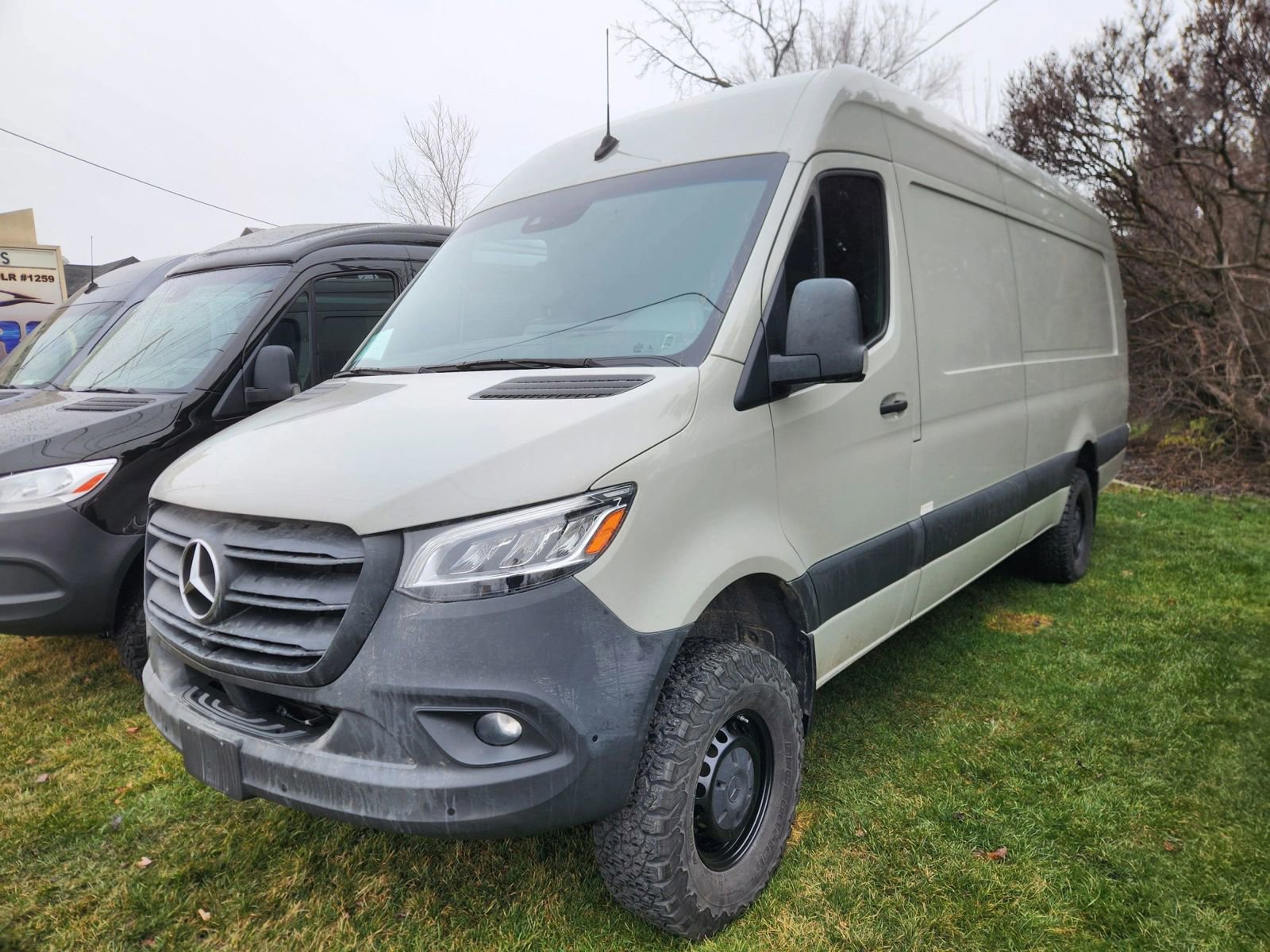 Used 2023 Mercedes-Benz Sprinter 2500 image 21