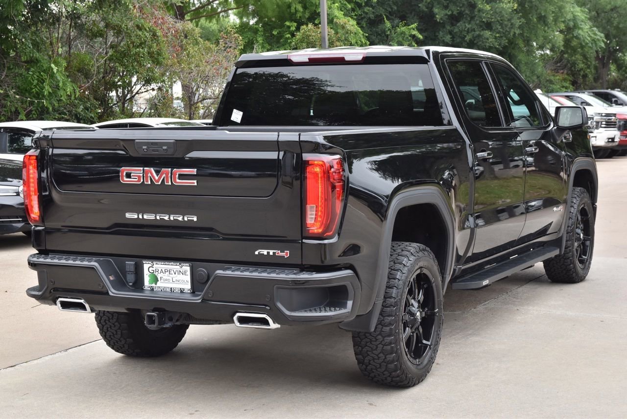Used 2023 GMC Sierra 1500 AT4 AWD/4WD image 8
