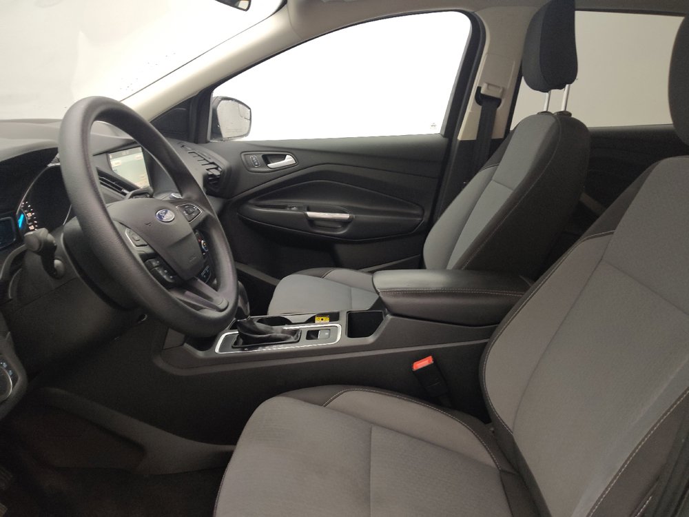 Used 2019 Ford Escape SE FWD image 17