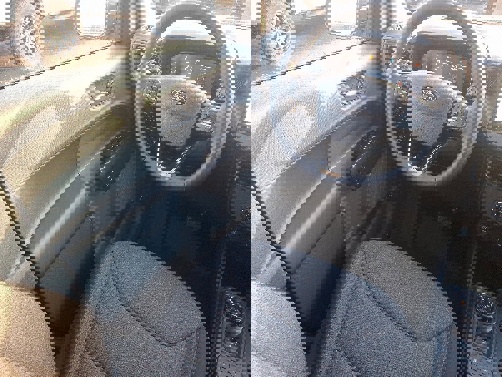 New 2025 Ford Maverick XLT w/ XLT Luxury Package image 16