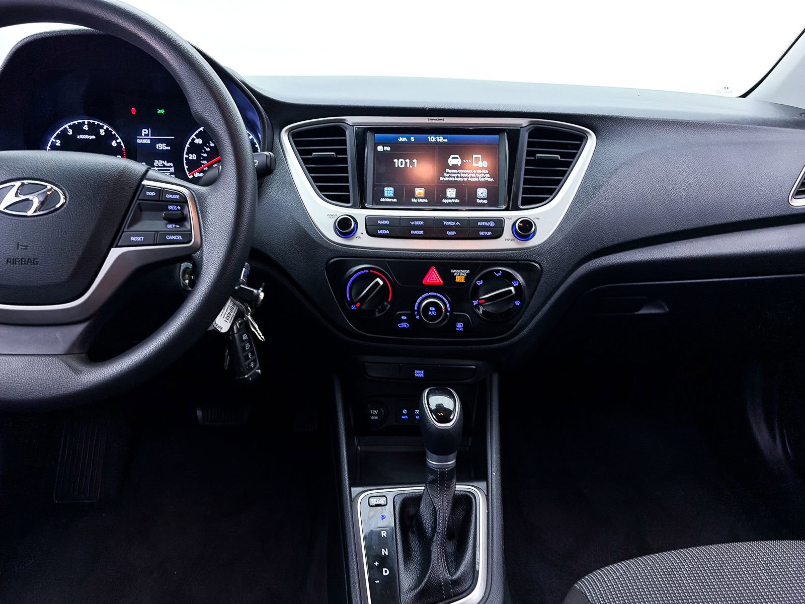 Used 2021 Hyundai Accent SEL FWD image 7