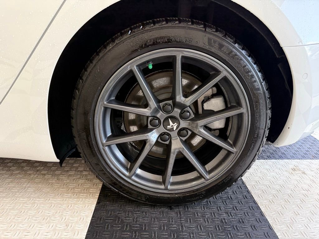 Used 2021 Tesla Model 3 Standard Range Plus image 11