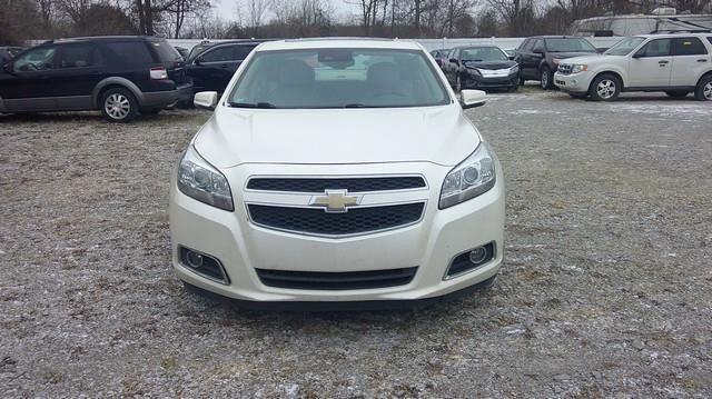 Used 2013 Chevrolet Malibu LT image 2