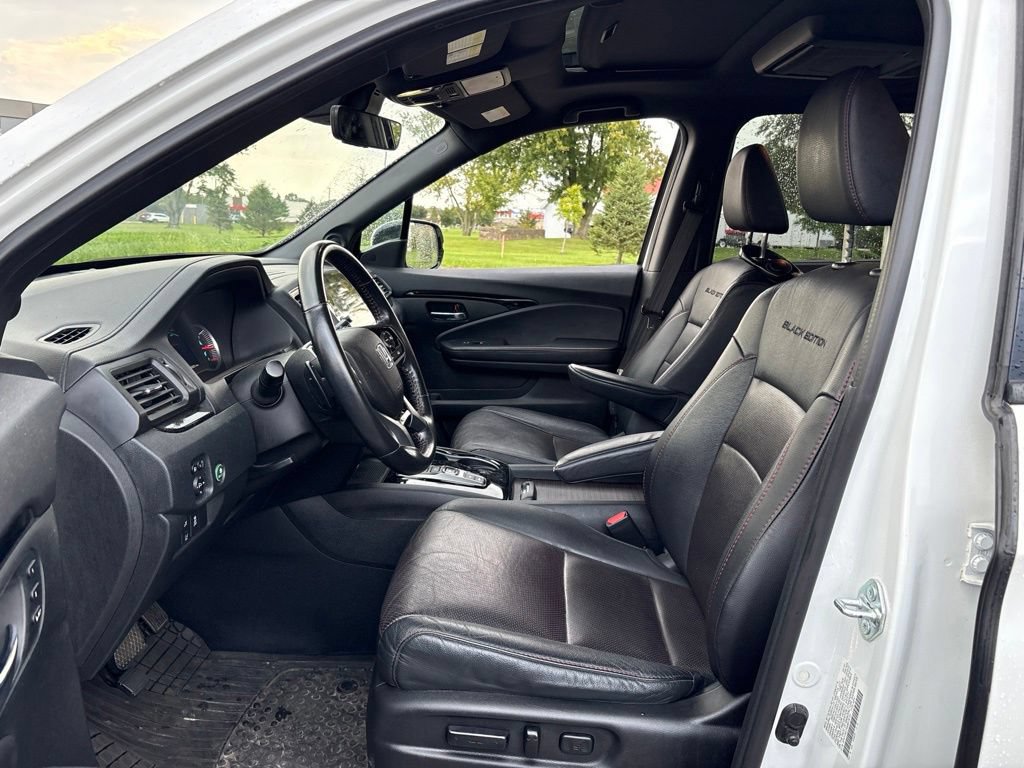 Used 2021 Honda Pilot Black Edition image 17