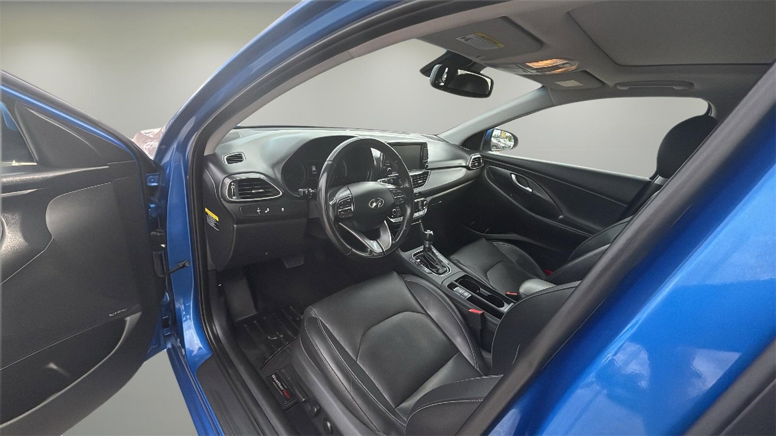 Used 2018 Hyundai Elantra GT w/ Tech Package 03 image 15