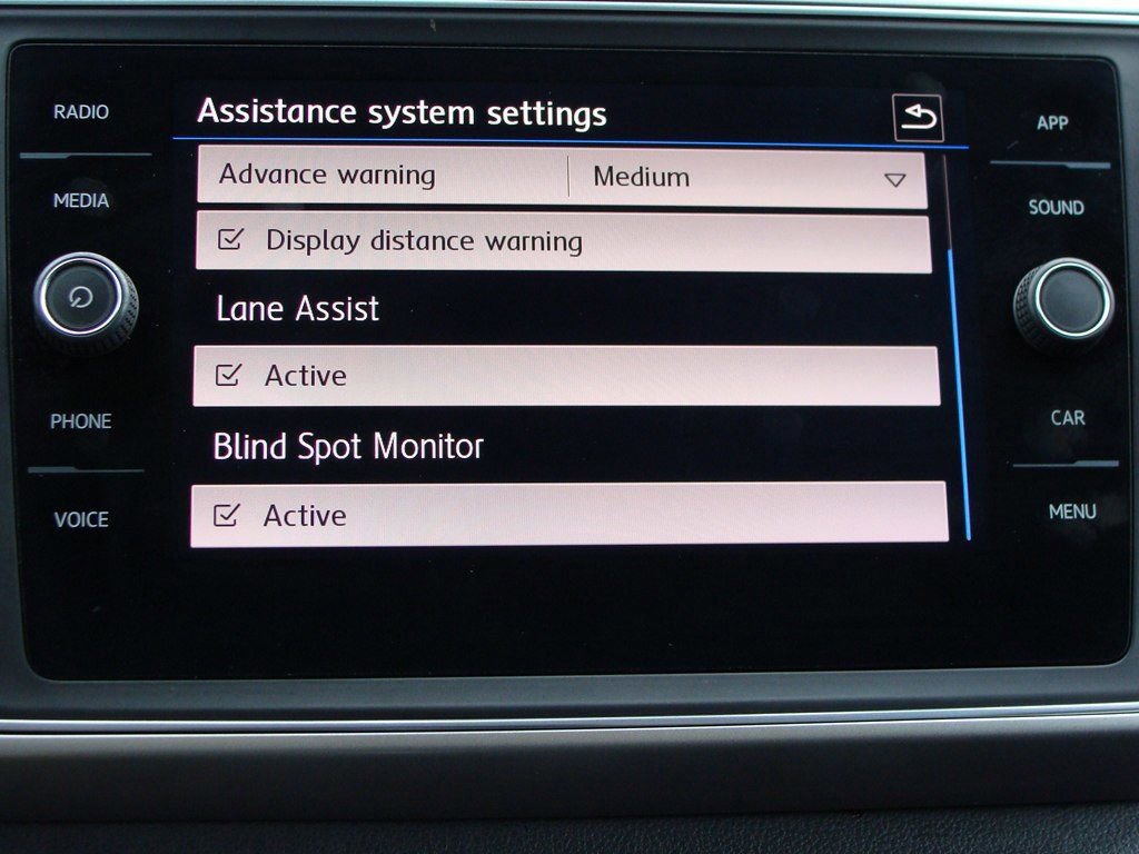 Used 2018 Volkswagen Atlas SE image 23