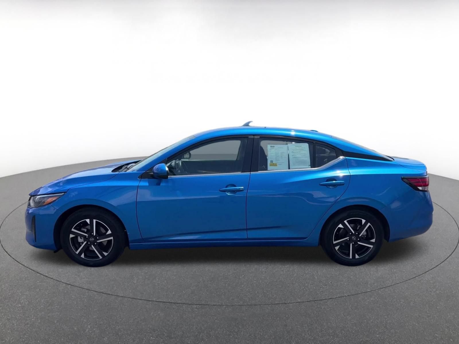 Used 2025 Nissan Sentra SV FWD image 7