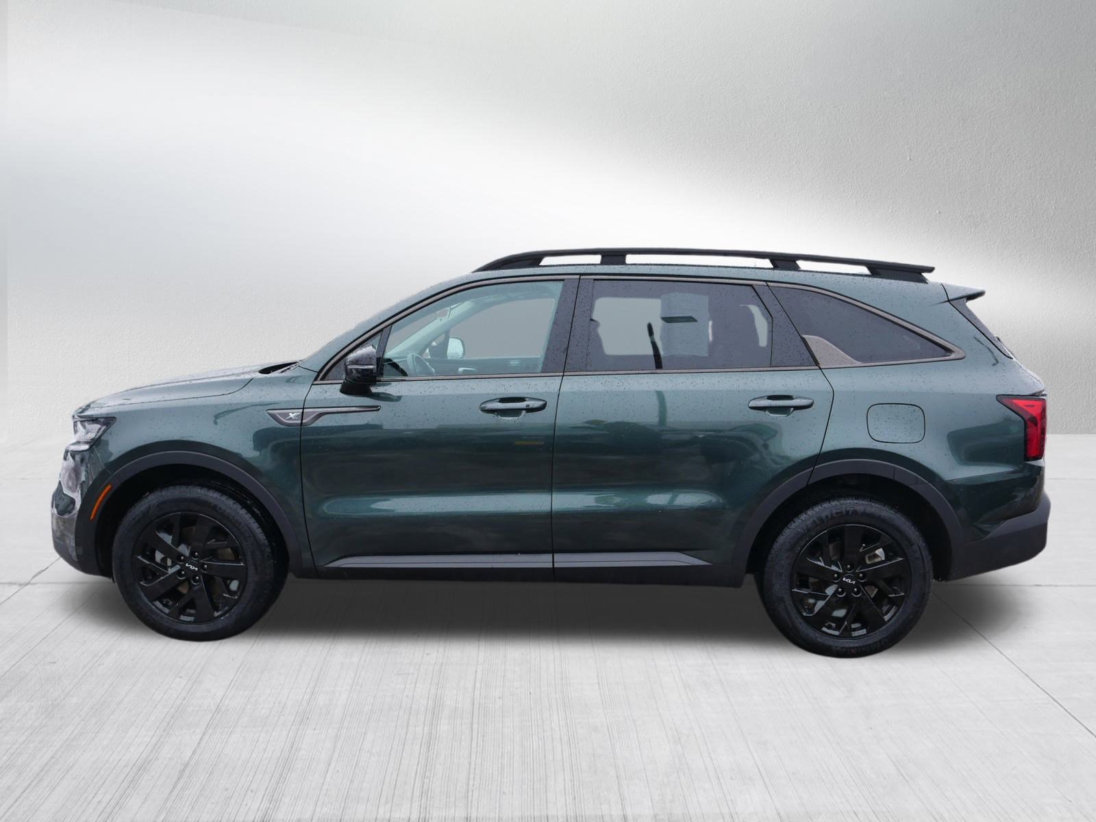 Certified 2023 Kia Sorento S w/ Panoramic Sunroof Package image 4