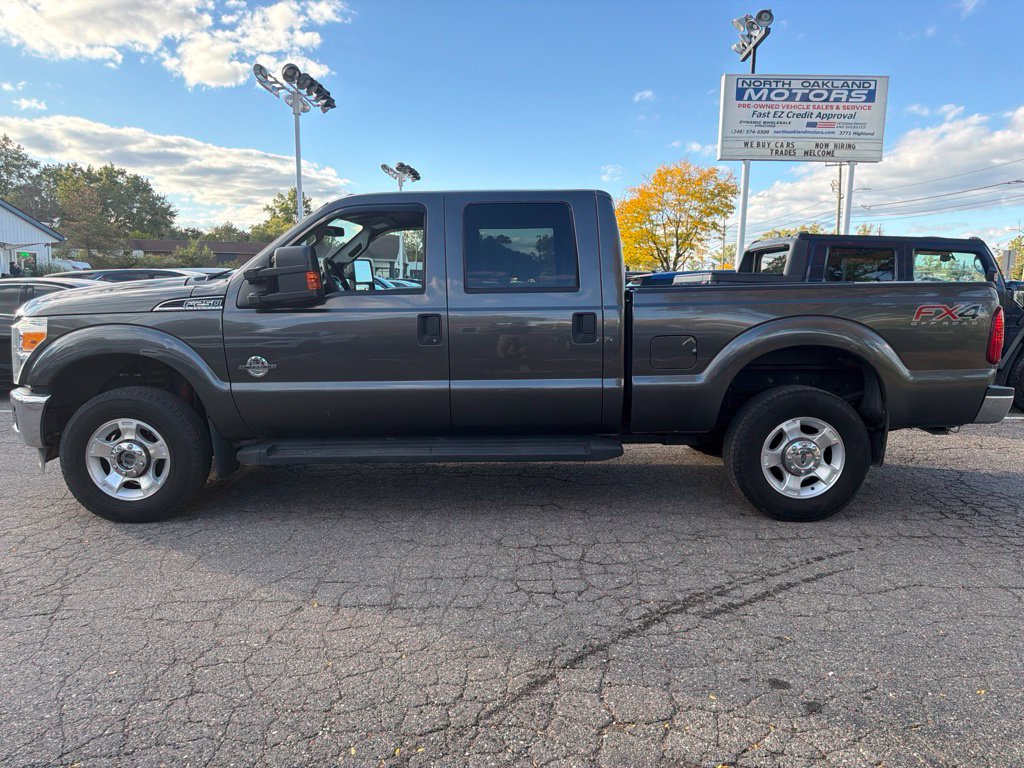 Used 2016 Ford F250 XLT w/ FX4 Off-Road Package AWD/4WD image 8
