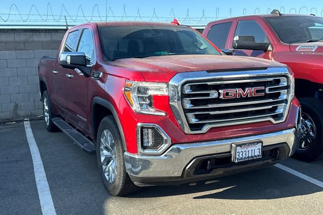Used 2022 GMC Sierra 1500 SLT w/ SLT Premium Package AWD/4WD image 2