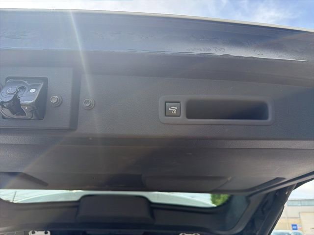 Used 2025 Toyota Sienna XLE AWD/4WD image 20
