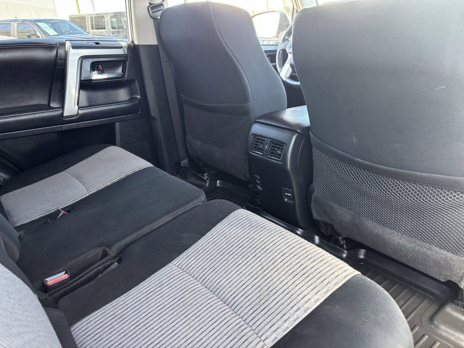 Used 2019 Toyota 4Runner SR5 AWD/4WD image 14