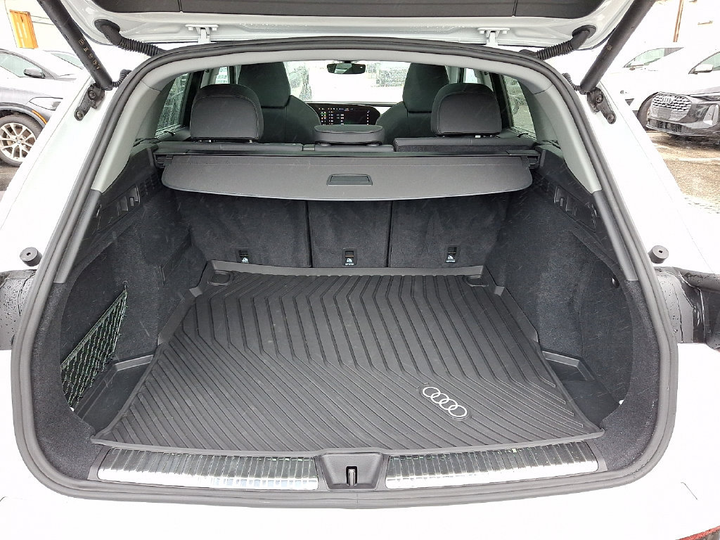 Certified 2025 Audi Q5 Premium w/ Premium Plus AWD/4WD image 32