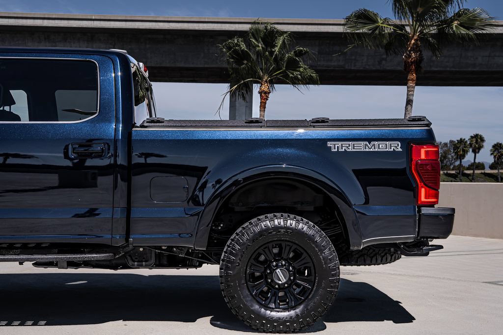 Used 2022 Ford F250 Lariat w/ Tremor Off-Road Package AWD/4WD image 12