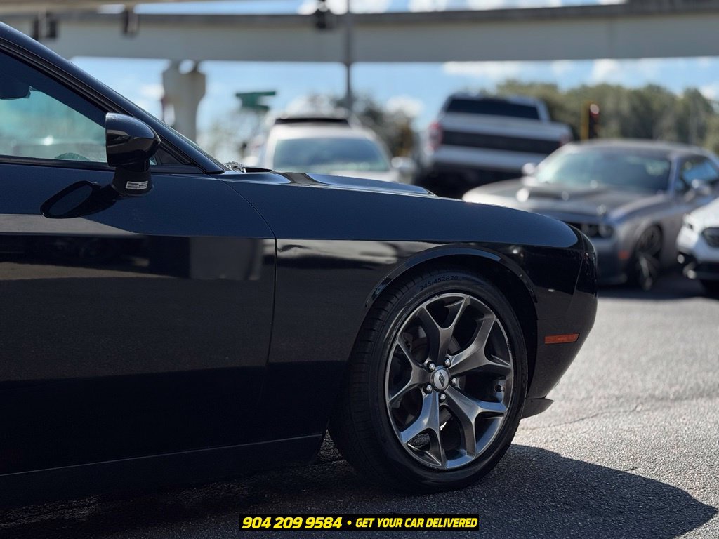 Used 2017 Dodge Challenger SXT w/ Sound Group RWD image 10