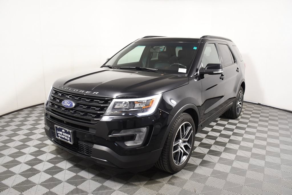 Used 2017 Ford Explorer Sport w/ Equipment Group 401A AWD/4WD image 1