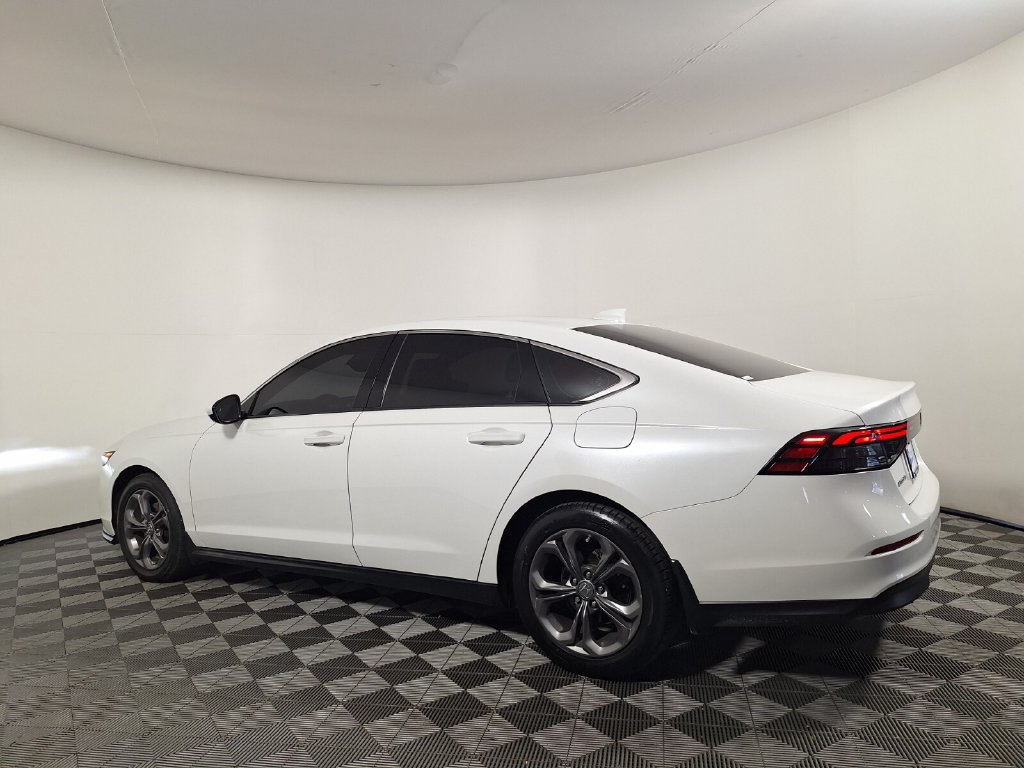 Used 2024 Honda Accord EX image 7