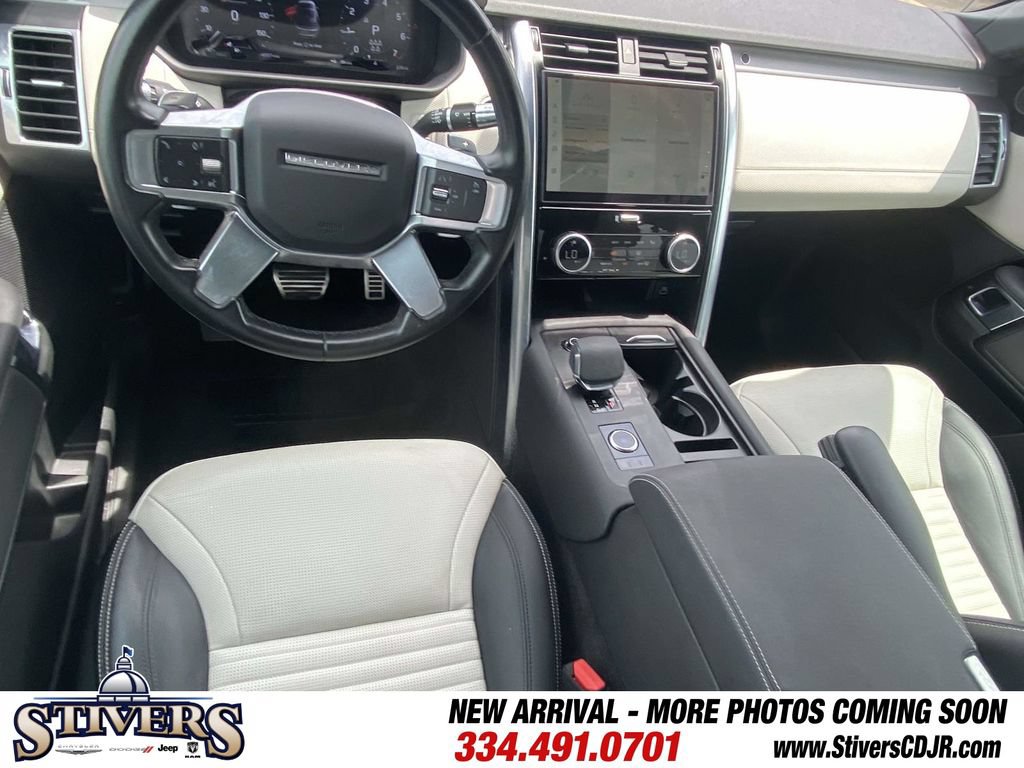 Used 2021 Land Rover Discovery S R-Dynamic AWD/4WD image 47
