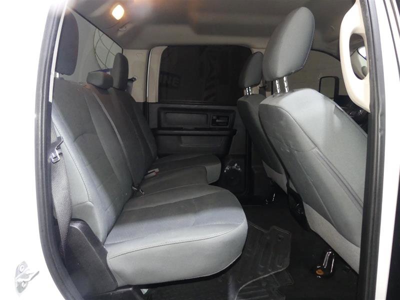 Used 2018 RAM 3500 Tradesman w/ Chrome Appearance Group image 23