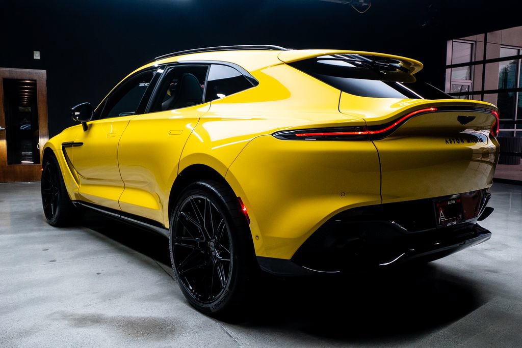 Used 2022 Aston Martin DBX AWD/4WD image 22