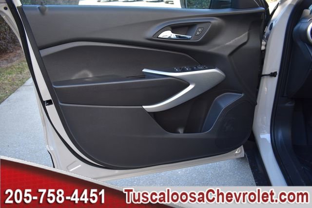 New 2026 Chevrolet Trax RS w/ Driver Confidence Package image 12