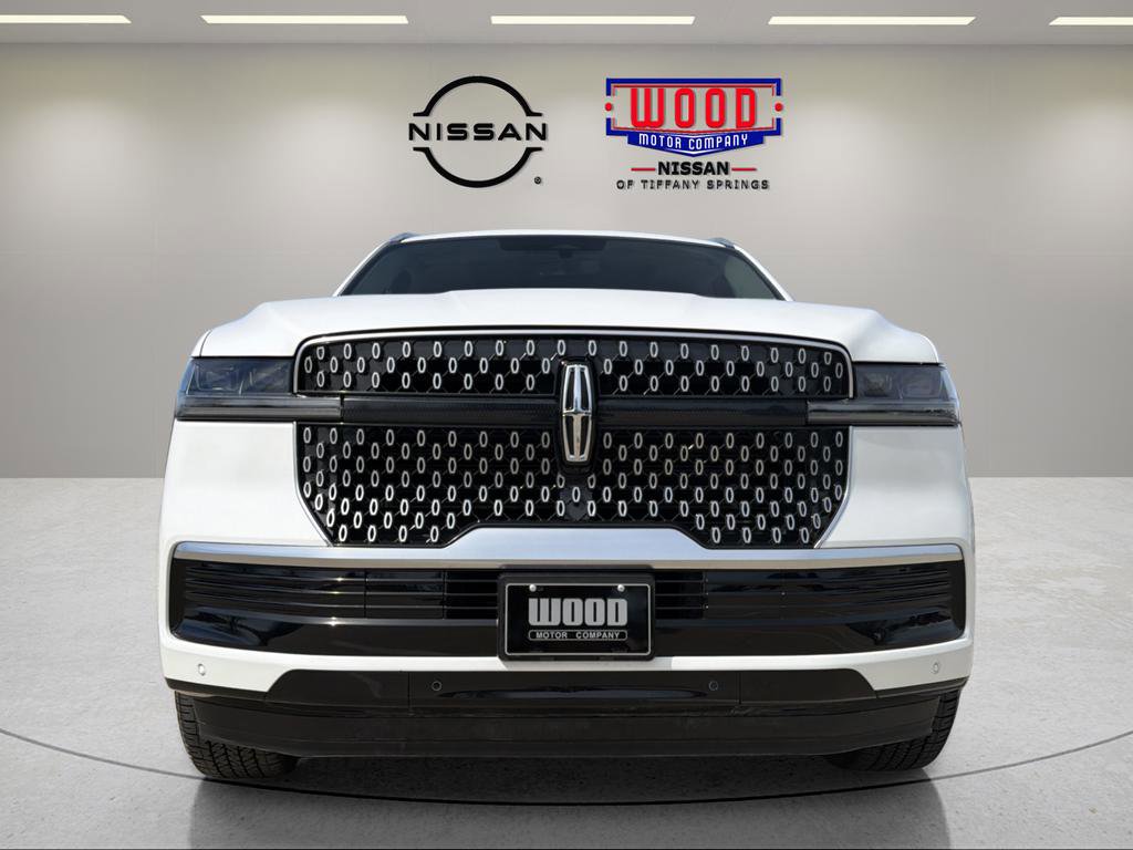 Used 2025 Lincoln Navigator Black Label image 6