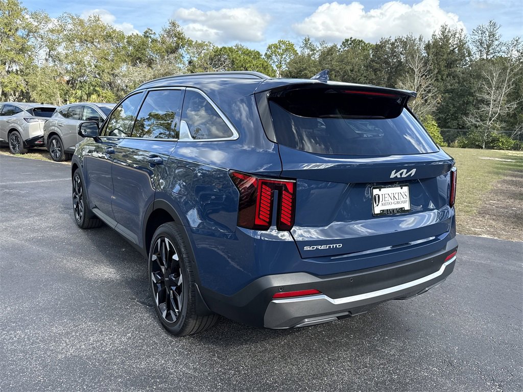 Used 2024 Kia Sorento SX image 11