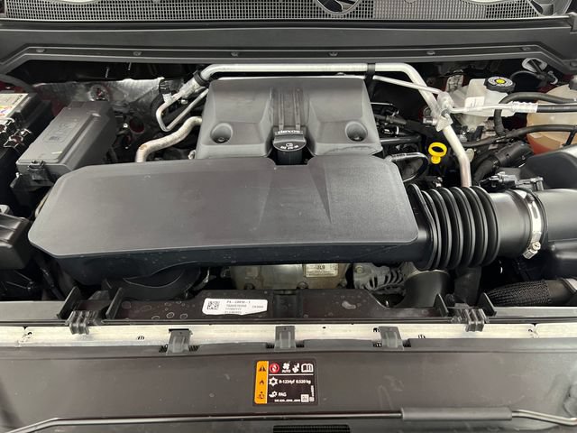 Used 2023 Chevrolet Colorado Trail Boss w/ Technology Package AWD/4WD image 21