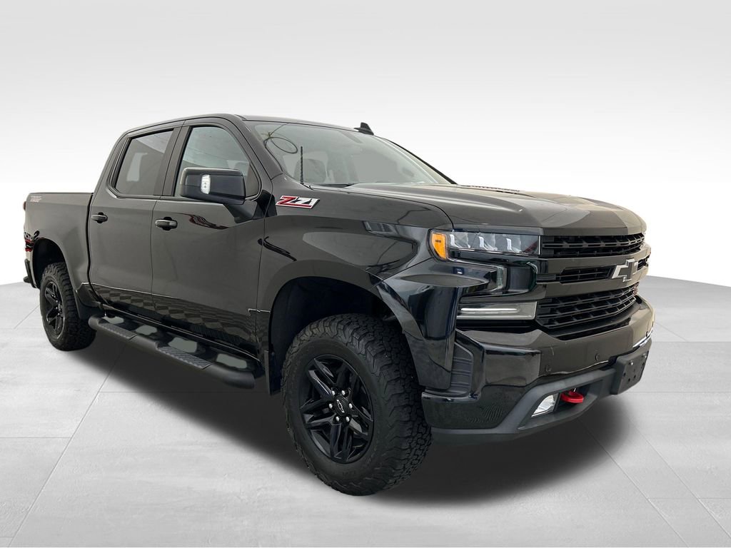 Used 2020 Chevrolet Silverado 1500 LT Trail Boss w/ Midnight Edition AWD/4WD image 9