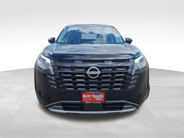 New 2026 Nissan Pathfinder SL w/ SL Premium Package FWD image 2