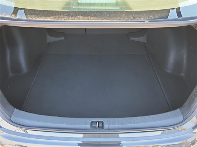 Used 2024 Toyota Corolla LE image 27