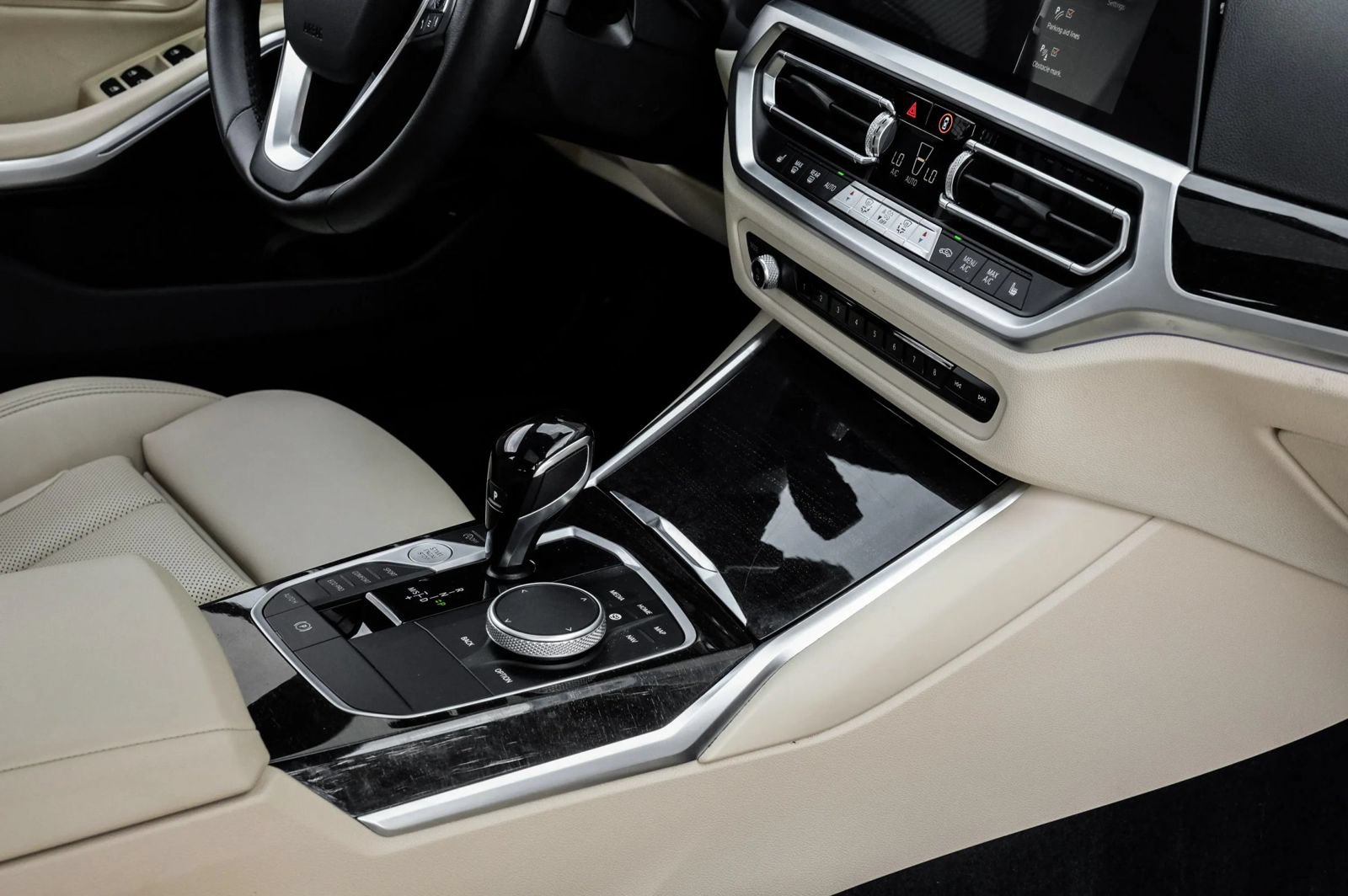 Used 2022 BMW 330i Sedan w/ Driving Assistance Package RWD image 26