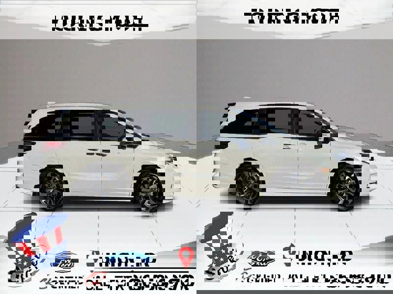 Used 2024 Honda Odyssey Touring image 1