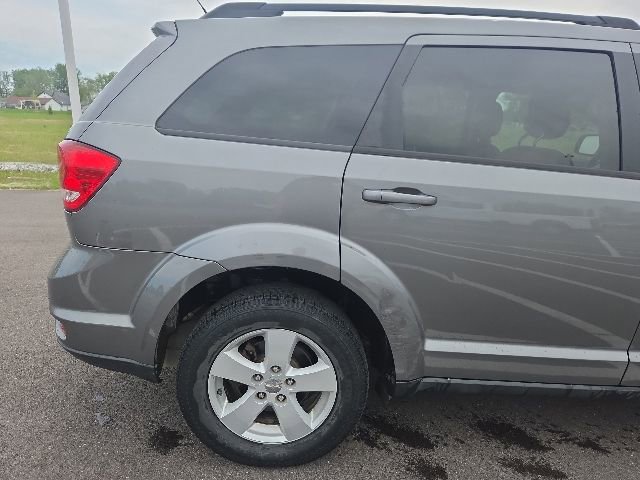 Used 2012 Dodge Journey SXT w/ Flexible Seating Group AWD/4WD image 7
