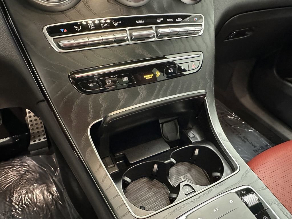 Certified 2022 Mercedes-Benz GLC 300 w/ AMG Line image 32