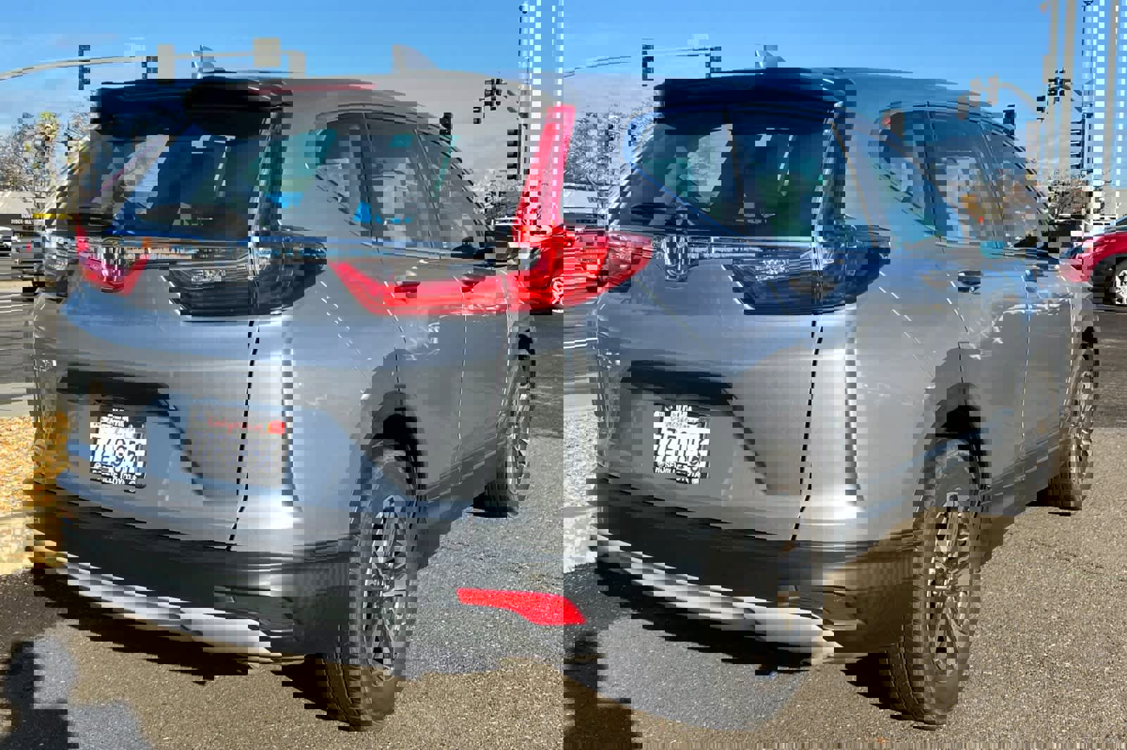 Used 2017 Honda CR-V LX image 2